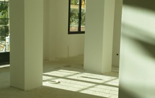 Trabajos de pintura de locales en Madrid y Segovia. Pintura de pared y techos. Trabajos de pintura de locales en Madrid y Segovia. Pintura de pared y techos.
