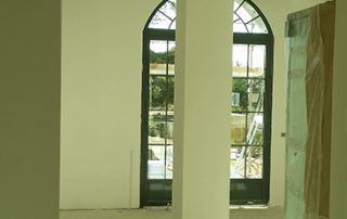 Pintura de pared en residencia universitaria. Servicios de pintura profesional. Trabajo realizado de: Pintura de pared en residencia universitaria. Servicios de pintura profesional en Madrid y Segovia.