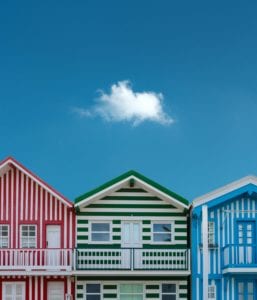 hector-martinez-rUUpyVdSnek-unsplash Renovación de fachadas para segundas vivienda