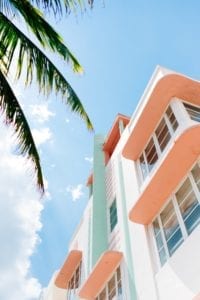 jason-briscoe–T0La6F_WrE-unsplash Pintor para fachadas de segundas viviendas